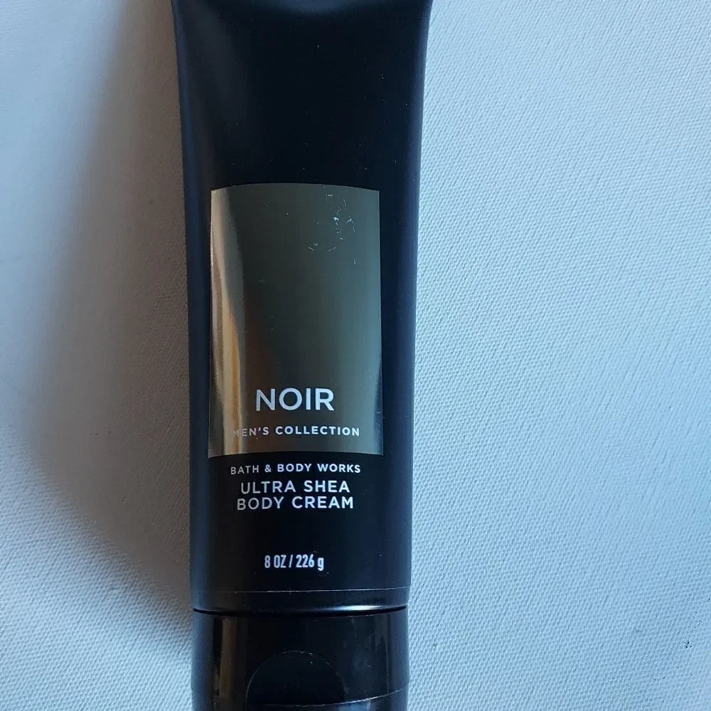 BATH & BODY NOIR MEN'S COLLECTION